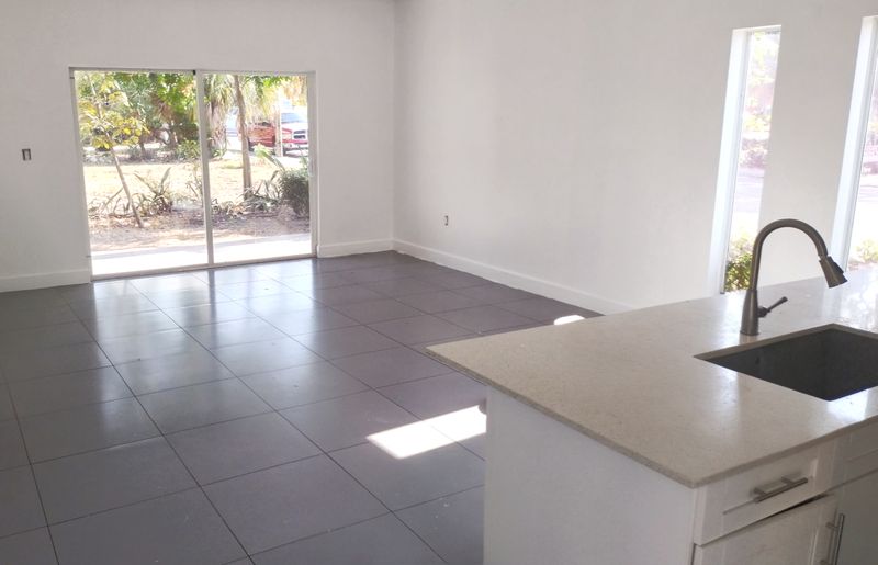 Interior photo 5 of 9, 1002 9th Avenue N